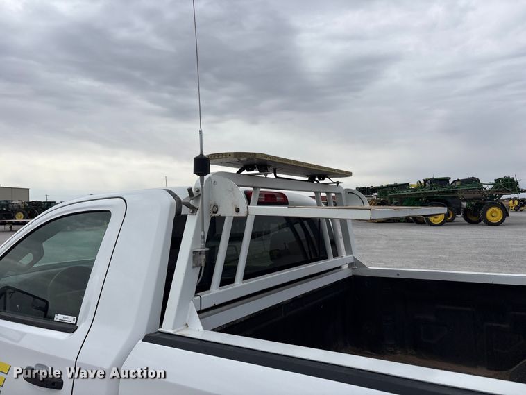 image for item FC2201 2020 Chevrolet Silverado 1500 pickup truck