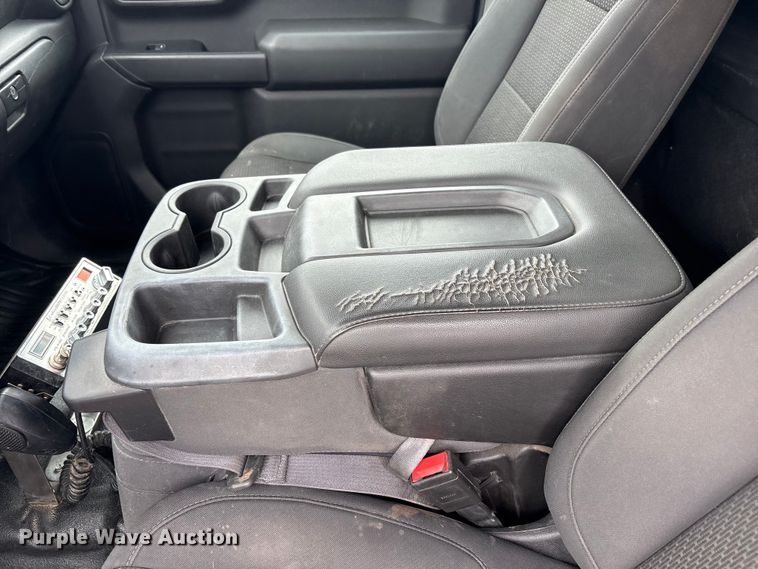 image for item FC2201 2020 Chevrolet Silverado 1500 pickup truck