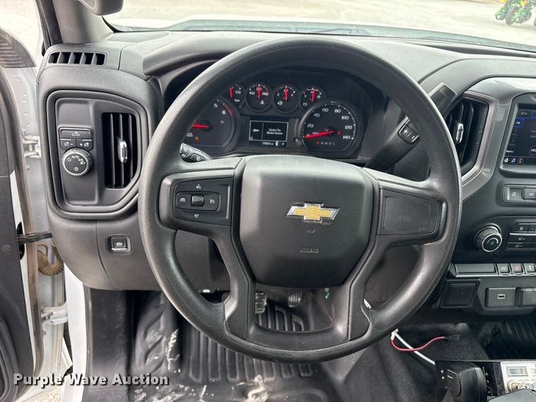 image for item FC2201 2020 Chevrolet Silverado 1500 pickup truck