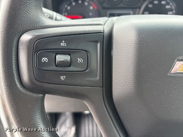 image for item FC2201 2020 Chevrolet Silverado 1500 pickup truck