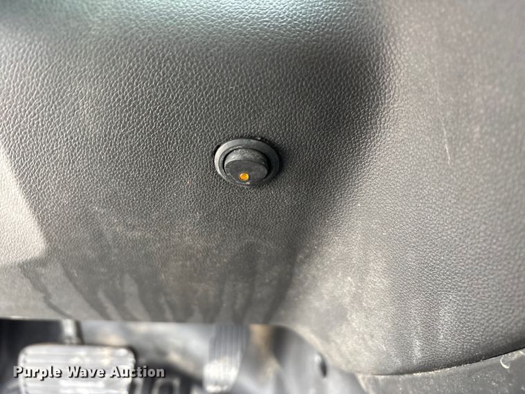 image for item FC2201 2020 Chevrolet Silverado 1500 pickup truck