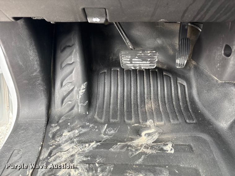 image for item FC2201 2020 Chevrolet Silverado 1500 pickup truck