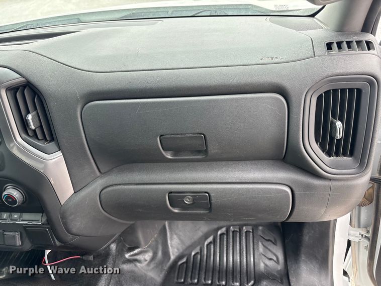 image for item FC2201 2020 Chevrolet Silverado 1500 pickup truck