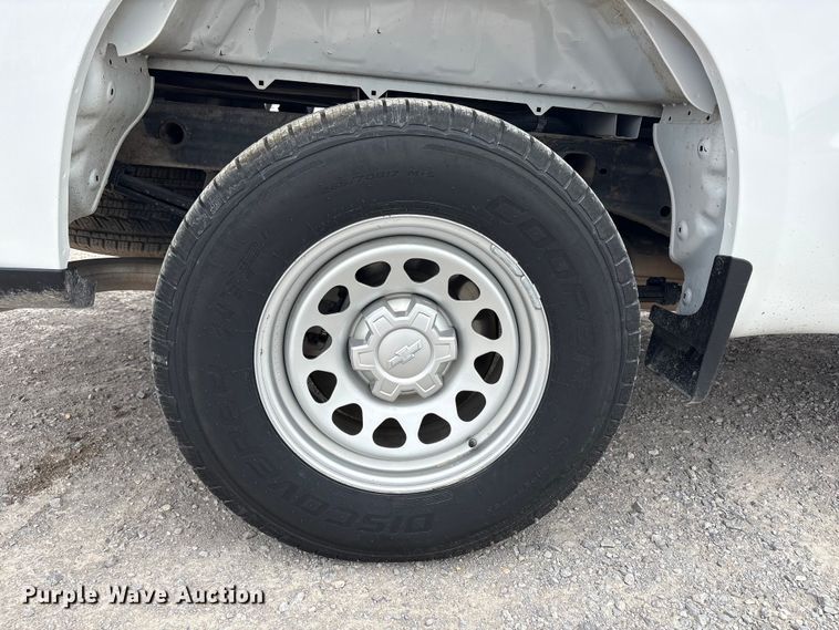 image for item FC2201 2020 Chevrolet Silverado 1500 pickup truck