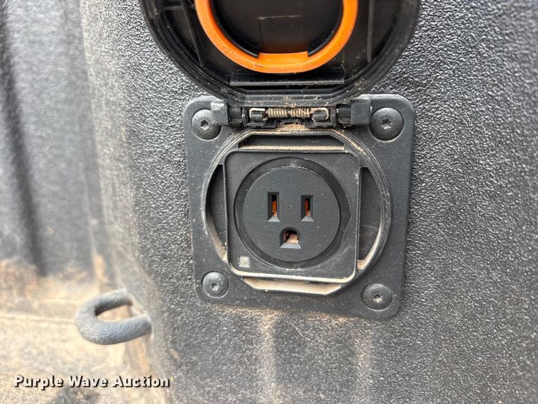 image for item FC2202 2019 GMC Sierra 1500 SLT Crew Cab pickup truck