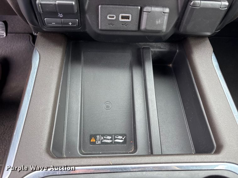 image for item FC2202 2019 GMC Sierra 1500 SLT Crew Cab pickup truck