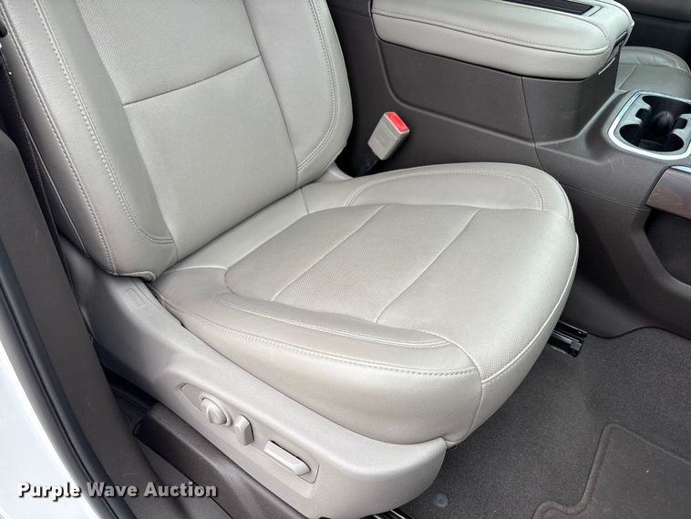 image for item FC2202 2019 GMC Sierra 1500 SLT Crew Cab pickup truck