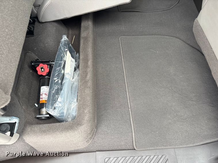 image for item FC2202 2019 GMC Sierra 1500 SLT Crew Cab pickup truck