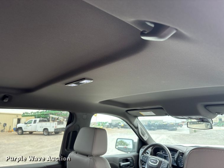 image for item FC2202 2019 GMC Sierra 1500 SLT Crew Cab pickup truck