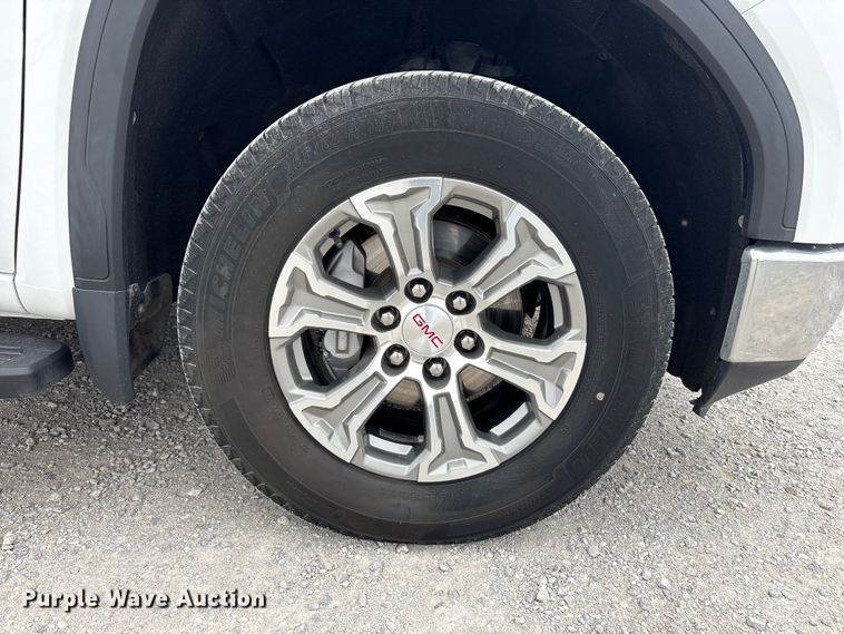 image for item FC2202 2019 GMC Sierra 1500 SLT Crew Cab pickup truck