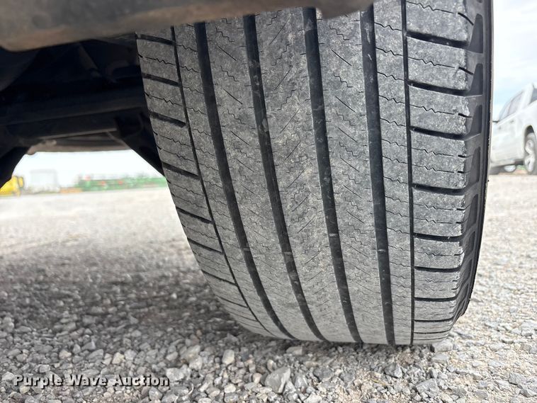 image for item FC2202 2019 GMC Sierra 1500 SLT Crew Cab pickup truck