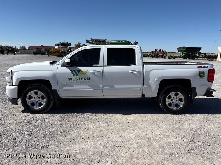 image for item FC2203 2018 Chevrolet Silverado 1500 Crew Cab pickup truck