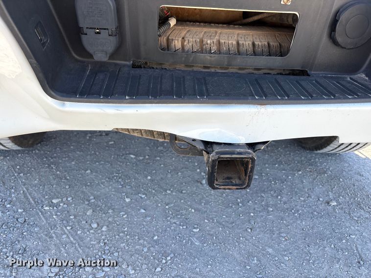 image for item FC2203 2018 Chevrolet Silverado 1500 Crew Cab pickup truck