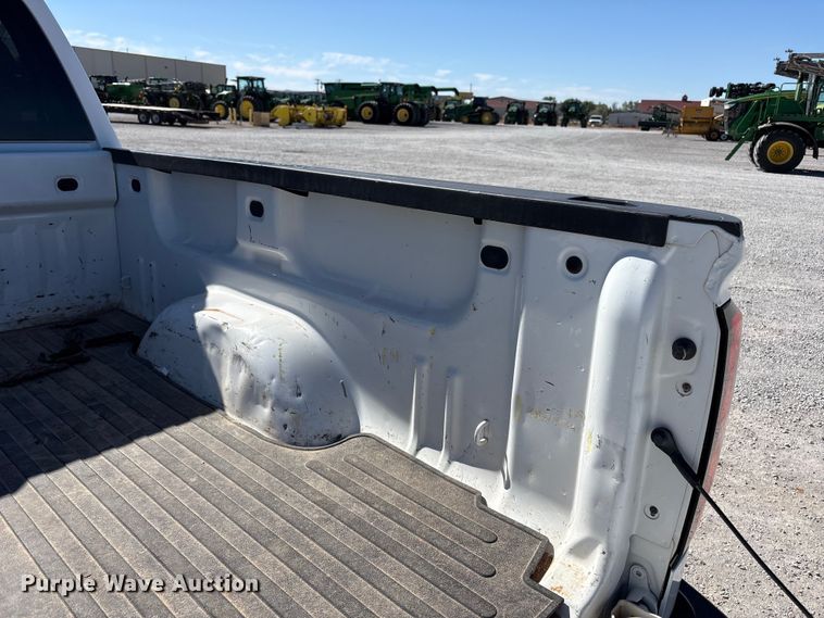 image for item FC2203 2018 Chevrolet Silverado 1500 Crew Cab pickup truck