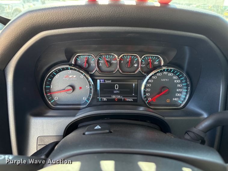 image for item FC2203 2018 Chevrolet Silverado 1500 Crew Cab pickup truck