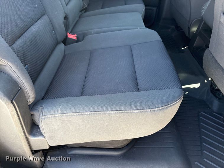 image for item FC2203 2018 Chevrolet Silverado 1500 Crew Cab pickup truck