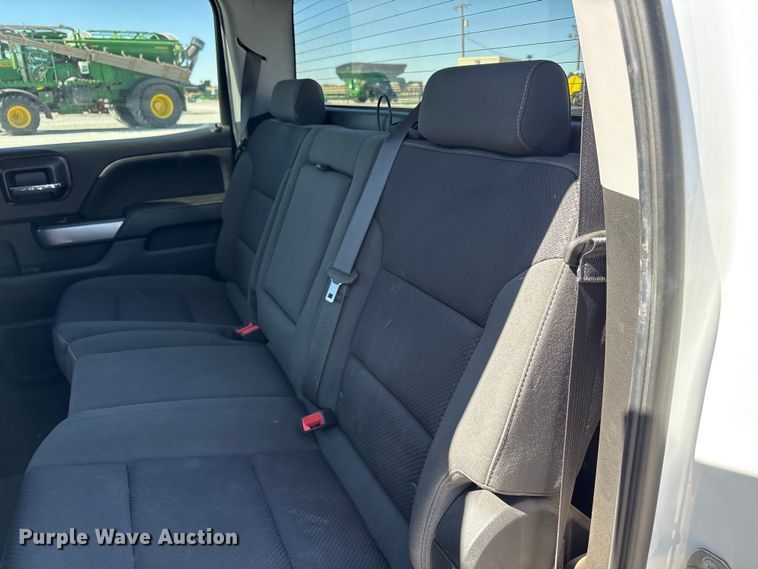 image for item FC2203 2018 Chevrolet Silverado 1500 Crew Cab pickup truck