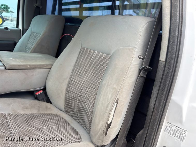 image for item FC2204 2013 Ford F350 Super Duty utility bed pickup truck