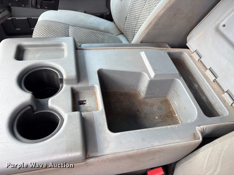 image for item FC2204 2013 Ford F350 Super Duty utility bed pickup truck