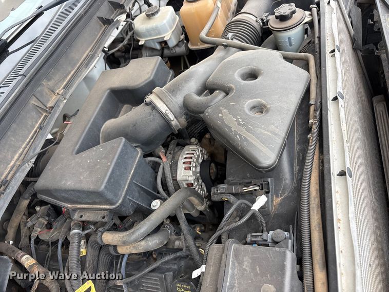 image for item FC2204 2013 Ford F350 Super Duty utility bed pickup truck