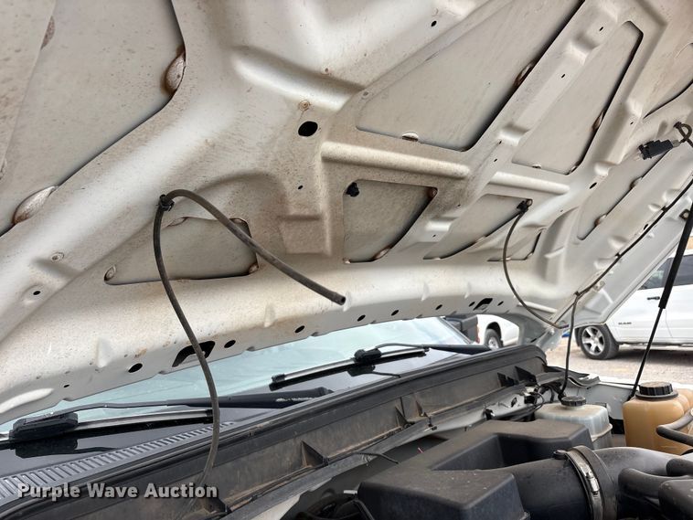 image for item FC2204 2013 Ford F350 Super Duty utility bed pickup truck