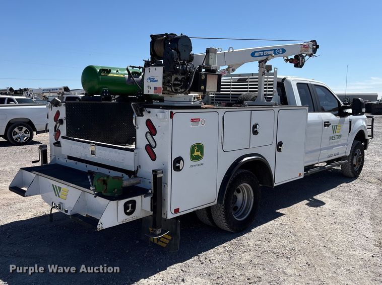 image for item FC2205 2019 Ford F350 Super Duty XL Ext. Cab utility bed pickup truck