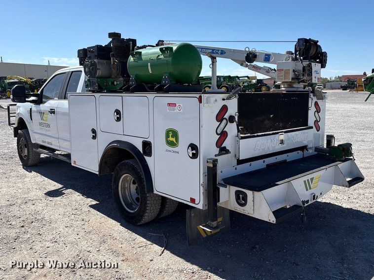 image for item FC2205 2019 Ford F350 Super Duty XL Ext. Cab utility bed pickup truck