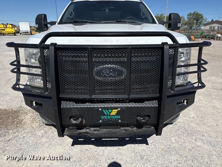 image for item FC2205 2019 Ford F350 Super Duty XL Ext. Cab utility bed pickup truck