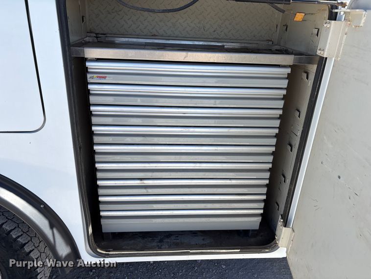 image for item FC2205 2019 Ford F350 Super Duty XL Ext. Cab utility bed pickup truck