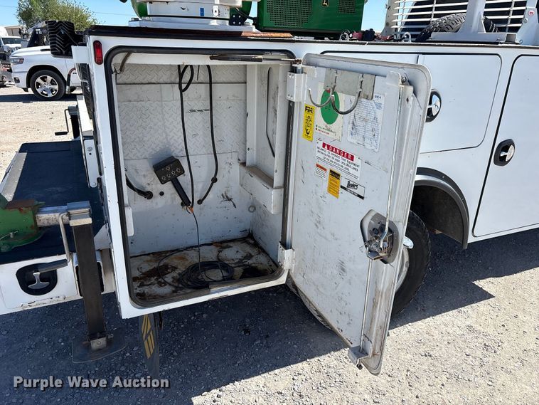 image for item FC2205 2019 Ford F350 Super Duty XL Ext. Cab utility bed pickup truck