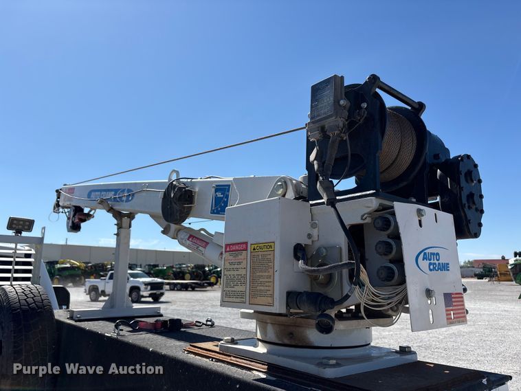 image for item FC2205 2019 Ford F350 Super Duty XL Ext. Cab utility bed pickup truck