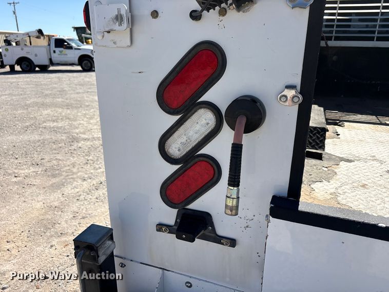 image for item FC2205 2019 Ford F350 Super Duty XL Ext. Cab utility bed pickup truck