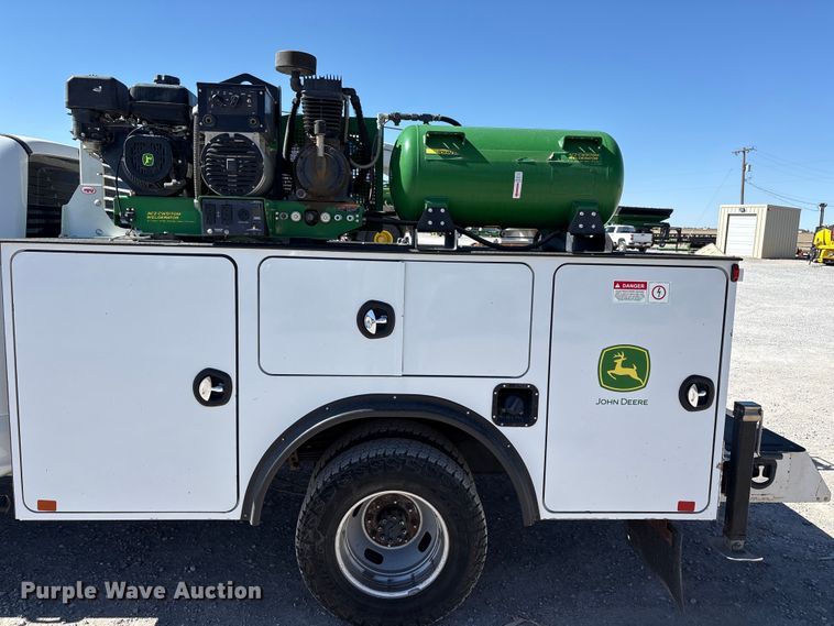 image for item FC2205 2019 Ford F350 Super Duty XL Ext. Cab utility bed pickup truck