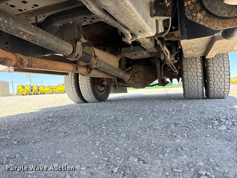 image for item FC2205 2019 Ford F350 Super Duty XL Ext. Cab utility bed pickup truck