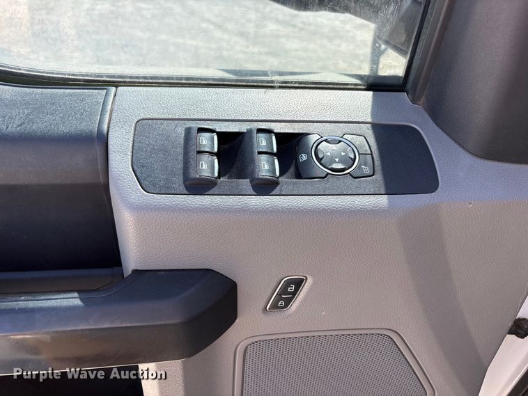 image for item FC2205 2019 Ford F350 Super Duty XL Ext. Cab utility bed pickup truck