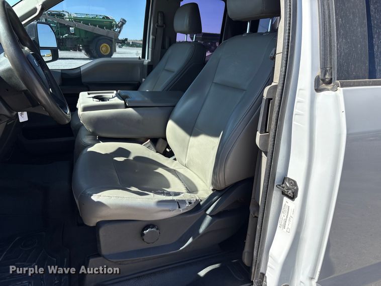 image for item FC2205 2019 Ford F350 Super Duty XL Ext. Cab utility bed pickup truck