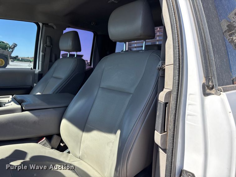 image for item FC2205 2019 Ford F350 Super Duty XL Ext. Cab utility bed pickup truck