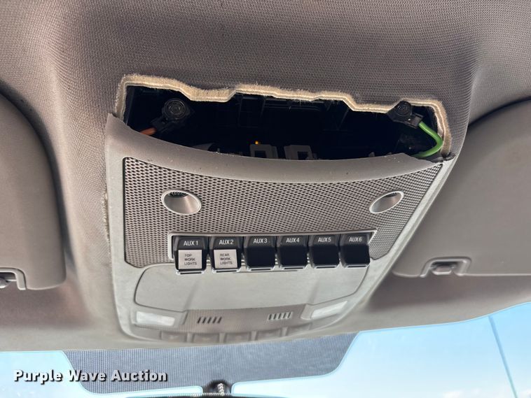 image for item FC2205 2019 Ford F350 Super Duty XL Ext. Cab utility bed pickup truck