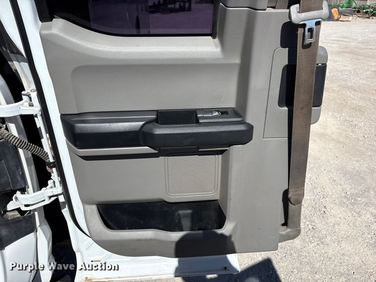 image for item FC2205 2019 Ford F350 Super Duty XL Ext. Cab utility bed pickup truck