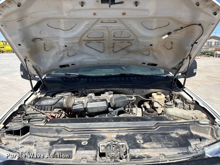 image for item FC2205 2019 Ford F350 Super Duty XL Ext. Cab utility bed pickup truck