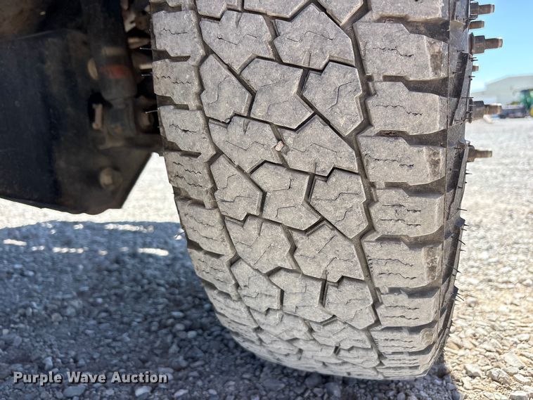 image for item FC2205 2019 Ford F350 Super Duty XL Ext. Cab utility bed pickup truck