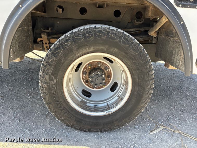 image for item FC2205 2019 Ford F350 Super Duty XL Ext. Cab utility bed pickup truck