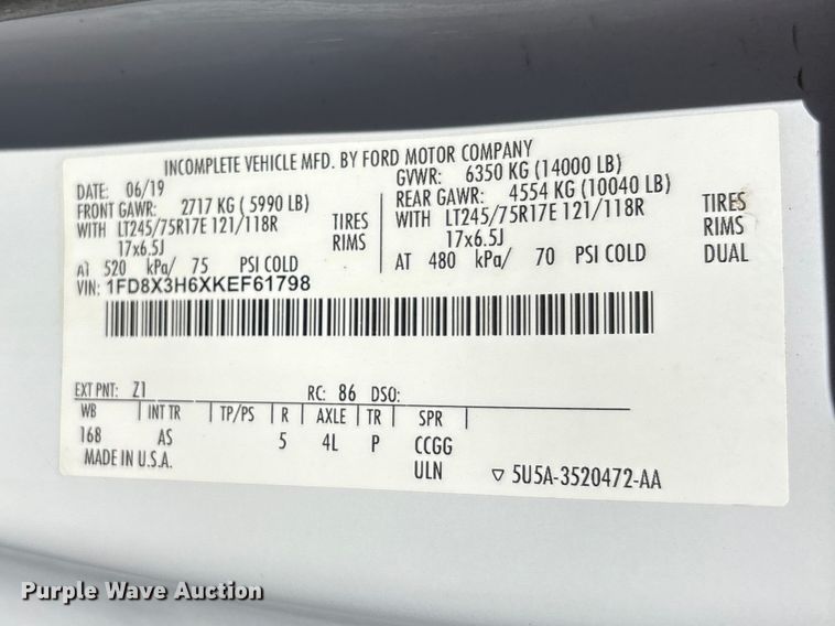 image for item FC2205 2019 Ford F350 Super Duty XL Ext. Cab utility bed pickup truck