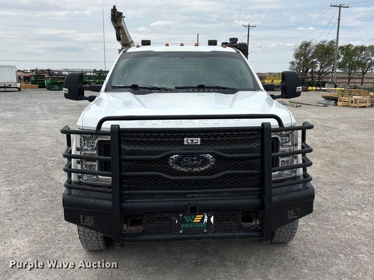 image for item FC2206 2019 Ford F350 Super Duty XL Ext. Cab utility bed pickup truck
