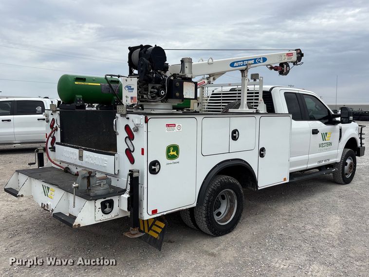 image for item FC2206 2019 Ford F350 Super Duty XL Ext. Cab utility bed pickup truck