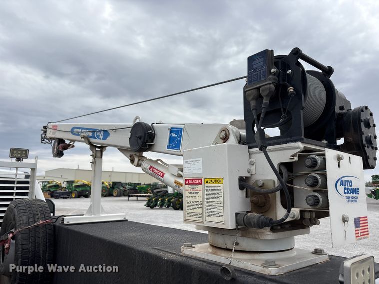 image for item FC2206 2019 Ford F350 Super Duty XL Ext. Cab utility bed pickup truck