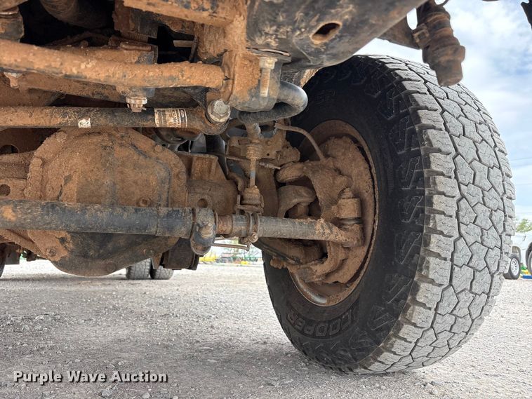 image for item FC2206 2019 Ford F350 Super Duty XL Ext. Cab utility bed pickup truck