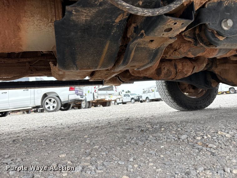 image for item FC2206 2019 Ford F350 Super Duty XL Ext. Cab utility bed pickup truck