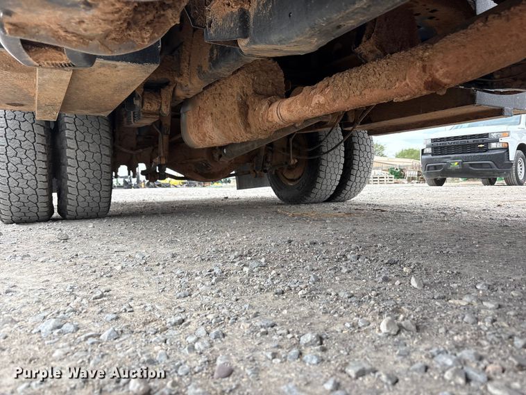 image for item FC2206 2019 Ford F350 Super Duty XL Ext. Cab utility bed pickup truck