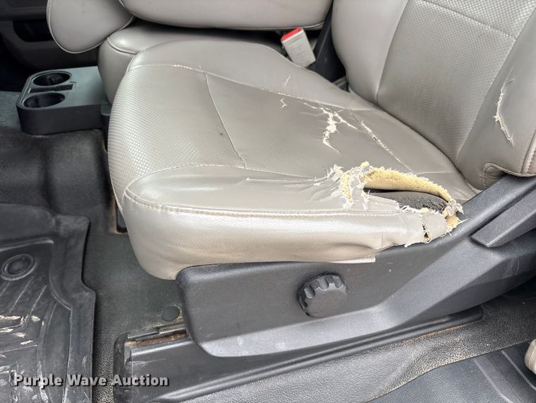 image for item FC2206 2019 Ford F350 Super Duty XL Ext. Cab utility bed pickup truck